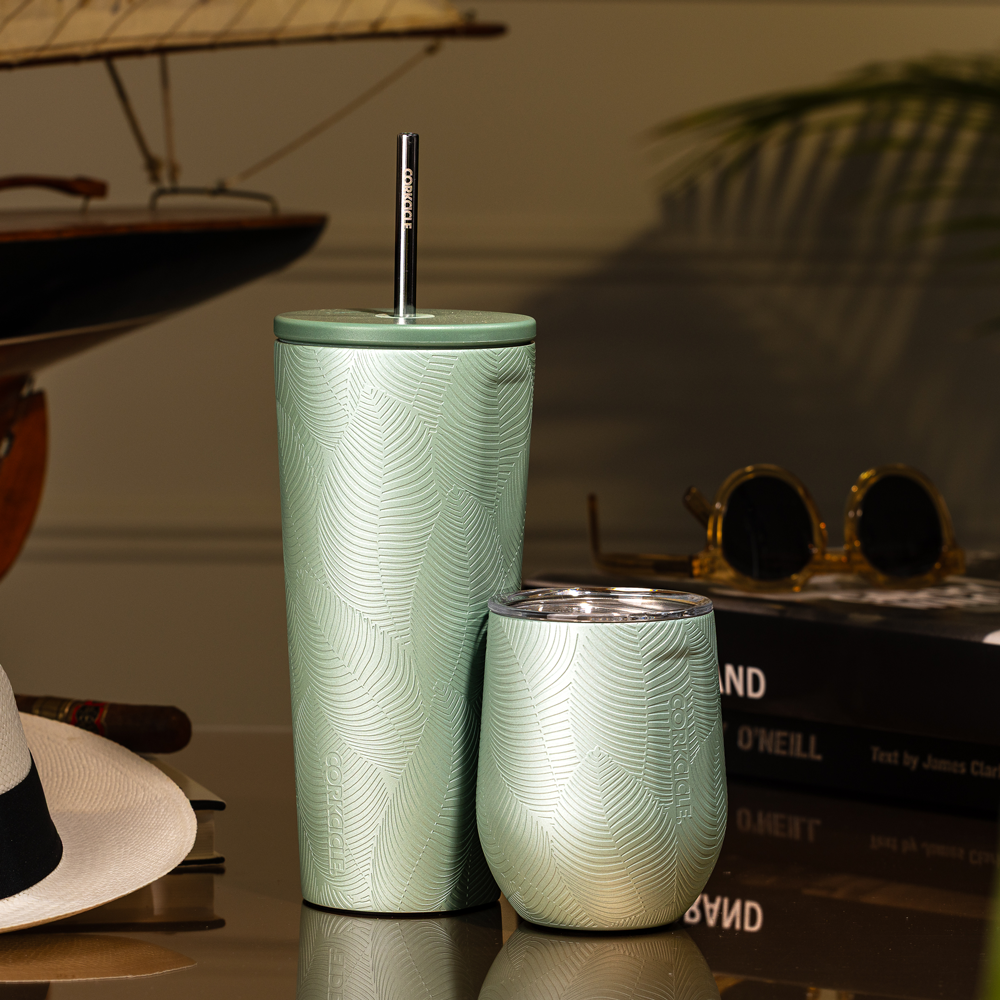 classic-stemless-z4 1f35d1237fee--CanopyGroveLifestyle-2.png